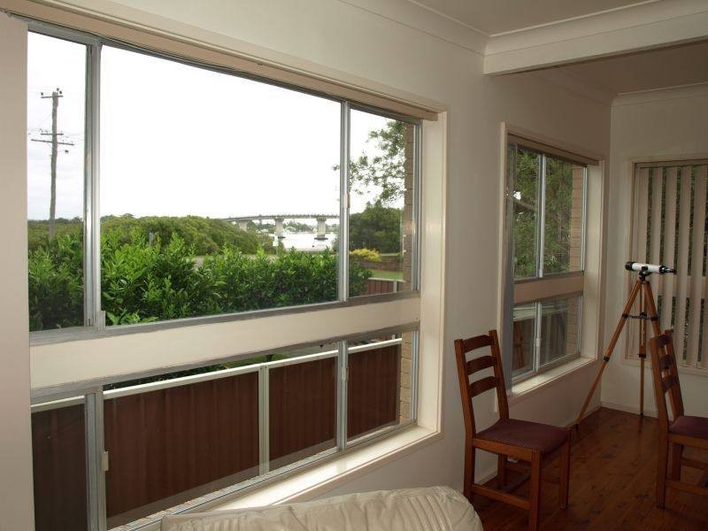 4 Mermaid Ave, Hawks Nest NSW 2324