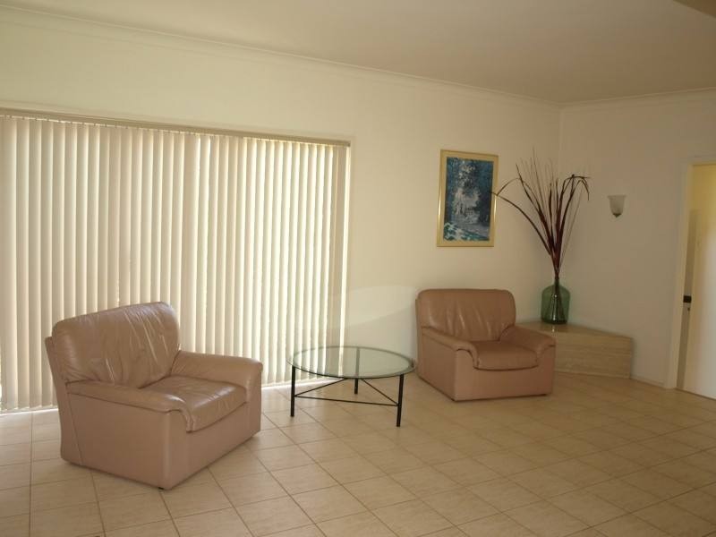4 Mermaid Ave, Hawks Nest NSW 2324