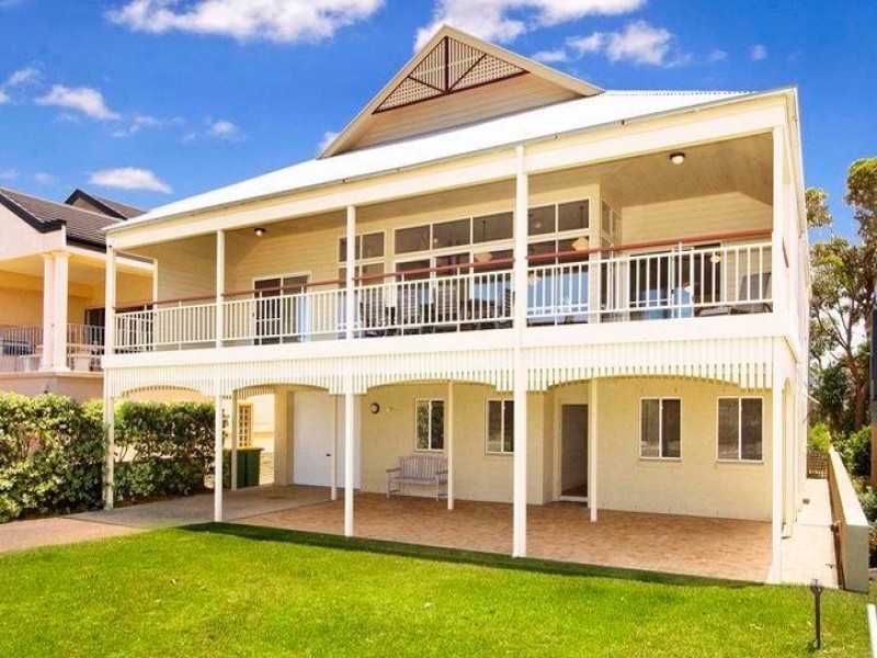 69 The Boulevarde, Hawks Nest NSW 2324