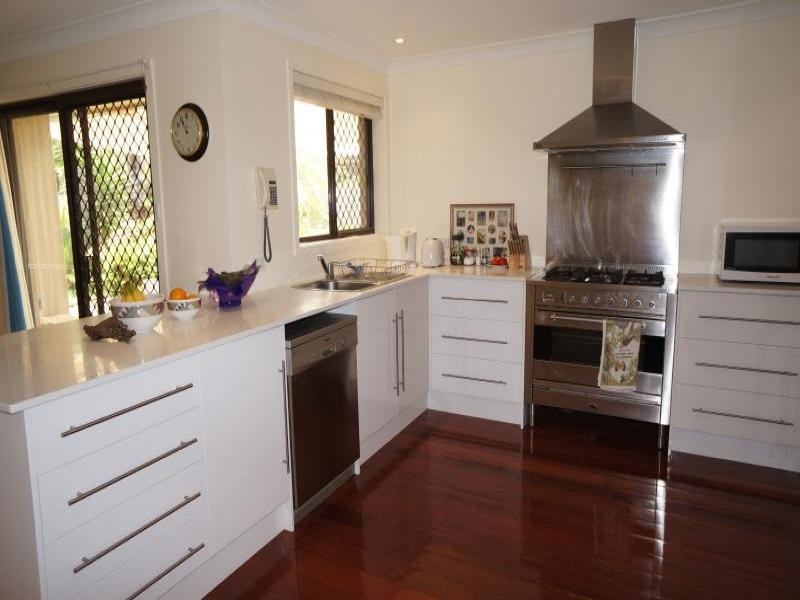 35 Albatross Avenue, Hawks Nest NSW 2324