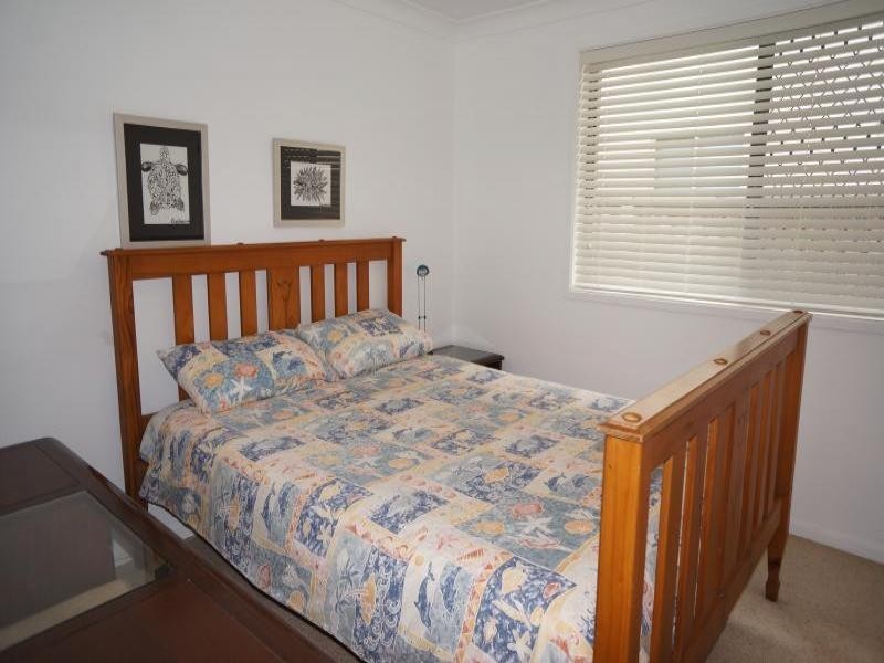 35 Albatross Avenue, Hawks Nest NSW 2324