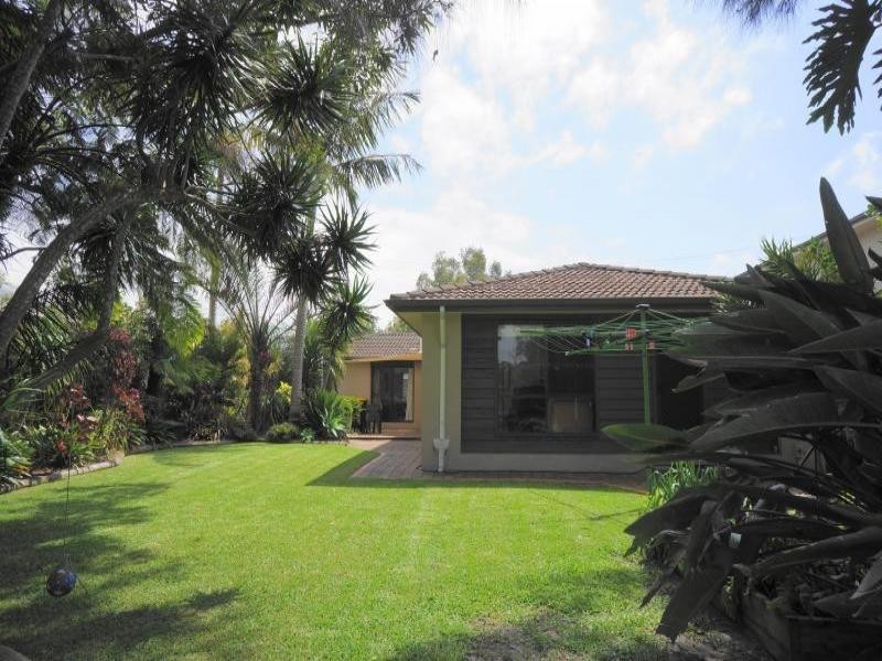 35 Albatross Avenue, Hawks Nest NSW 2324