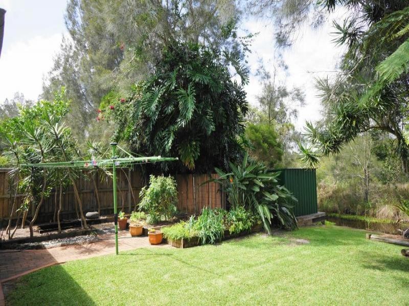35 Albatross Avenue, Hawks Nest NSW 2324