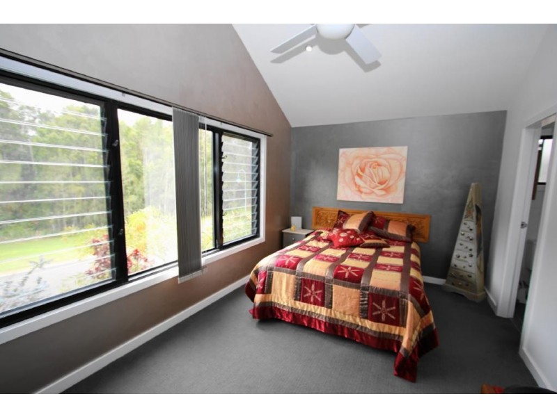 64 Bayview Road, Tea Gardens NSW 2324