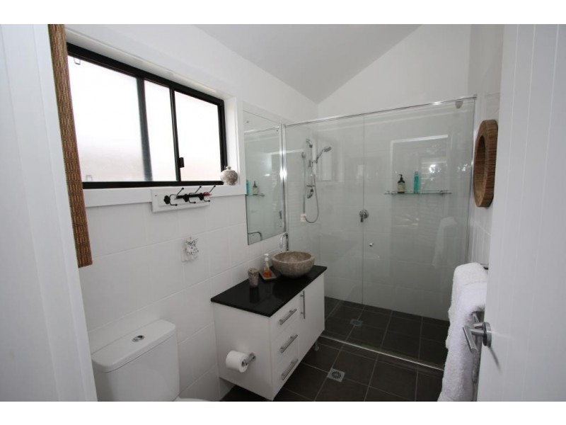 64 Bayview Road, Tea Gardens NSW 2324