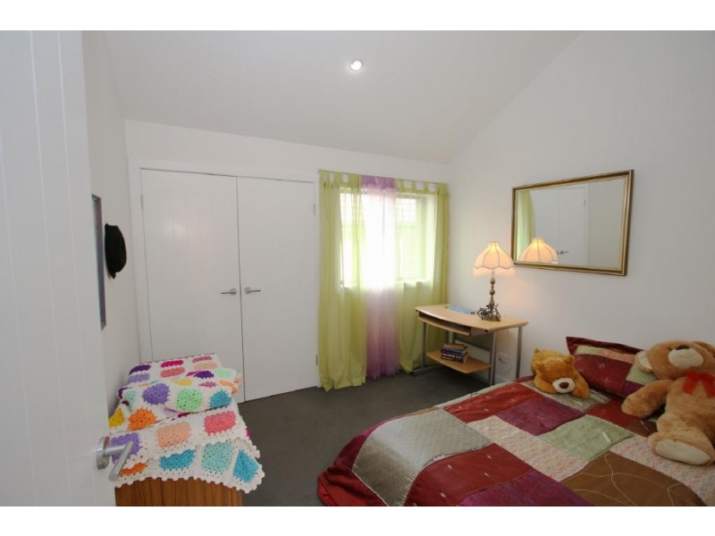 64 Bayview Road, Tea Gardens NSW 2324