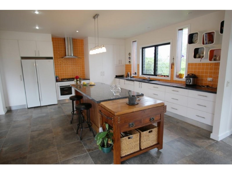 64 Bayview Road, Tea Gardens NSW 2324