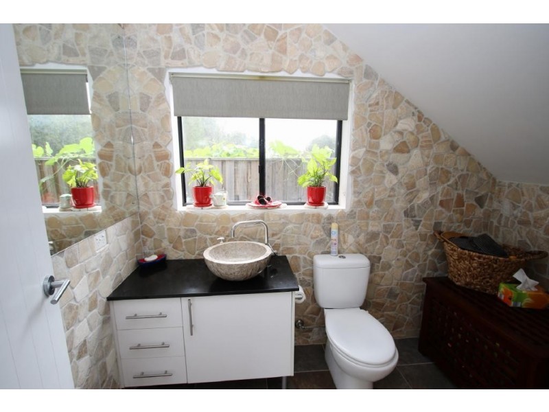 64 Bayview Road, Tea Gardens NSW 2324