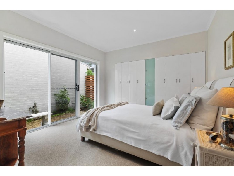 2/15 Moola Street, Hawks Nest NSW 2324