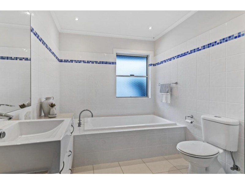 2/15 Moola Street, Hawks Nest NSW 2324