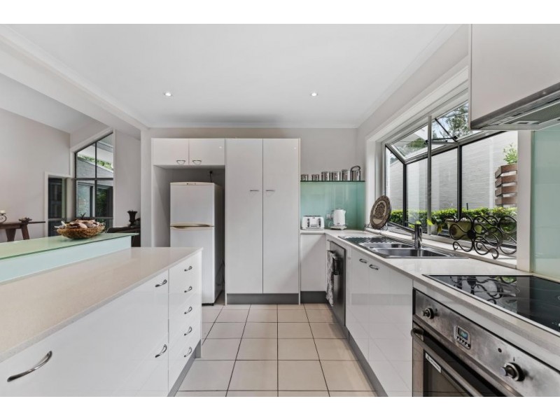 2/15 Moola Street, Hawks Nest NSW 2324