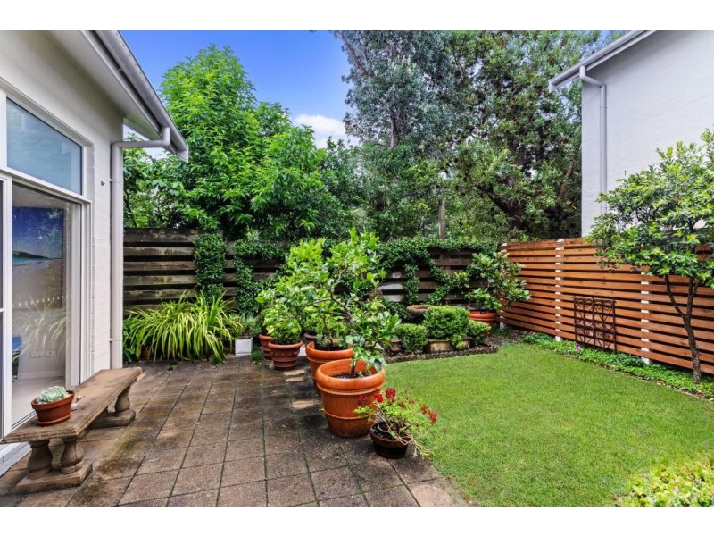 2/15 Moola Street, Hawks Nest NSW 2324