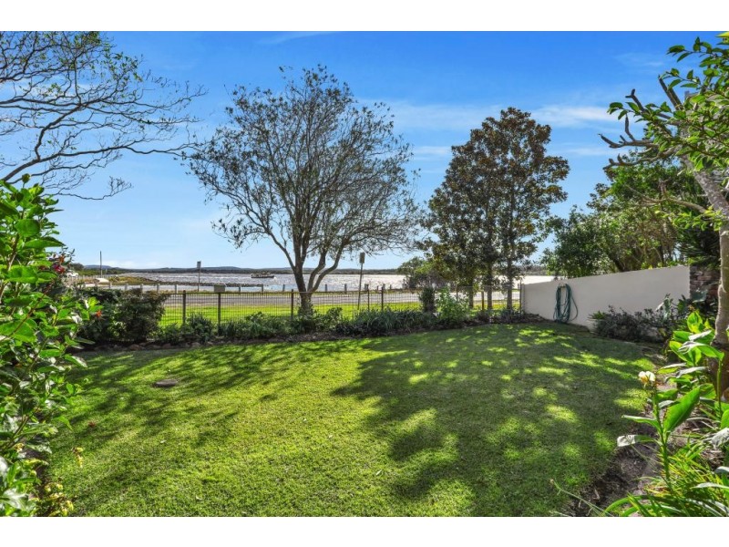 14 The Anchorage, Hawks Nest NSW 2324