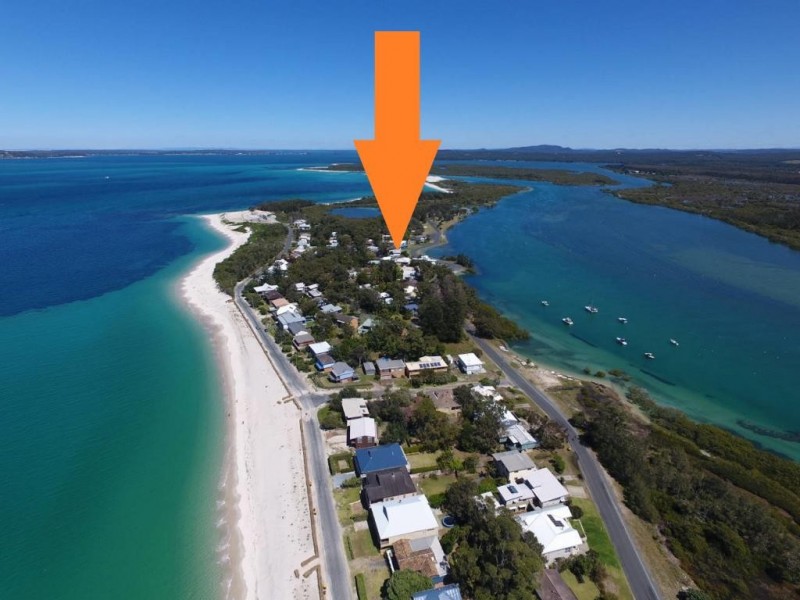 14 The Anchorage, Hawks Nest NSW 2324