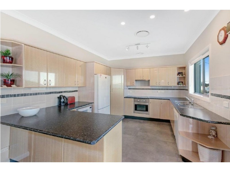 51 The Boulevarde, Hawks Nest NSW 2324