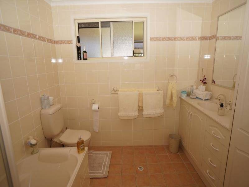 11 Karthena Crescent, Hawks Nest NSW 2324