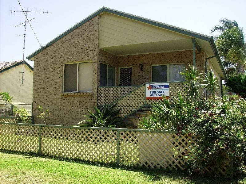 13 Charles Street, Tea Gardens NSW 2324