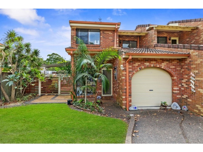 4/6 Bowral Street, Hawks Nest NSW 2324