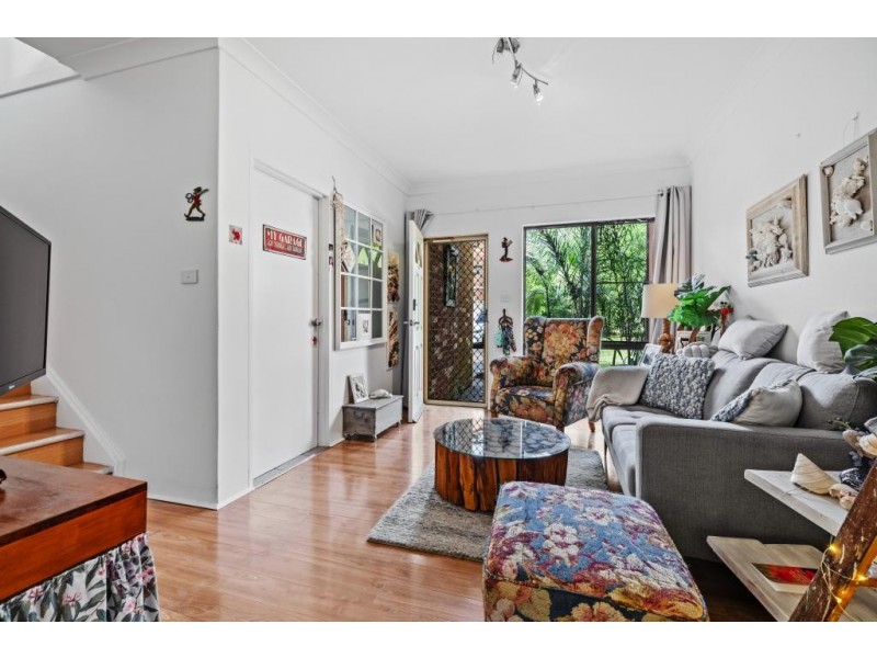 4/6 Bowral Street, Hawks Nest NSW 2324
