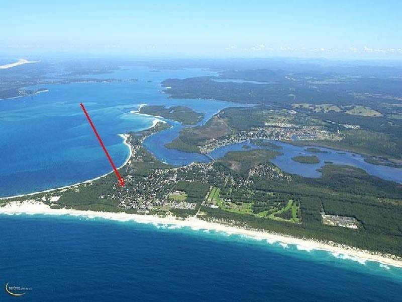 2 / 10 Bowral Street, Hawks Nest NSW 2324