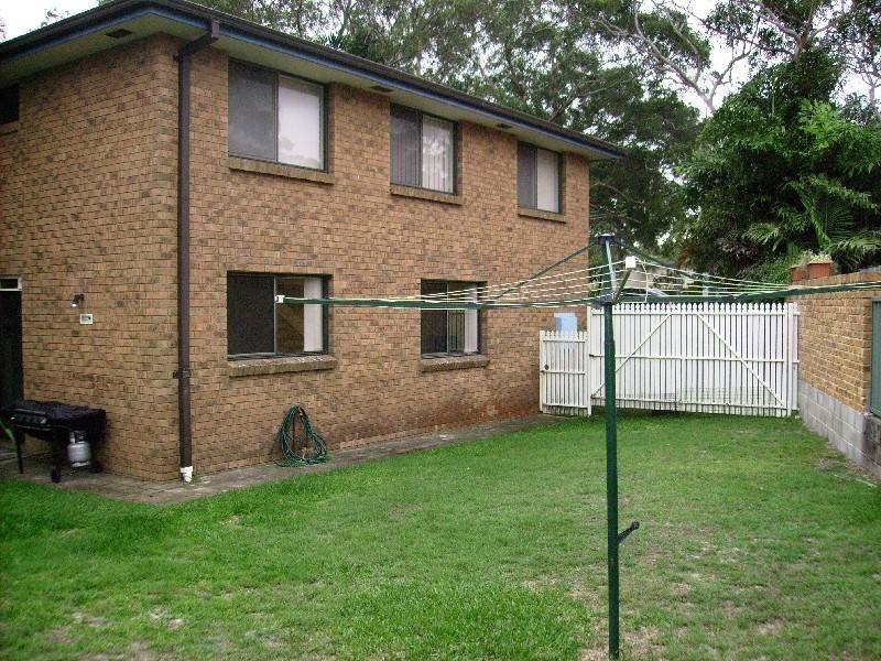 2 / 5 West Close, Hawks Nest NSW 2324