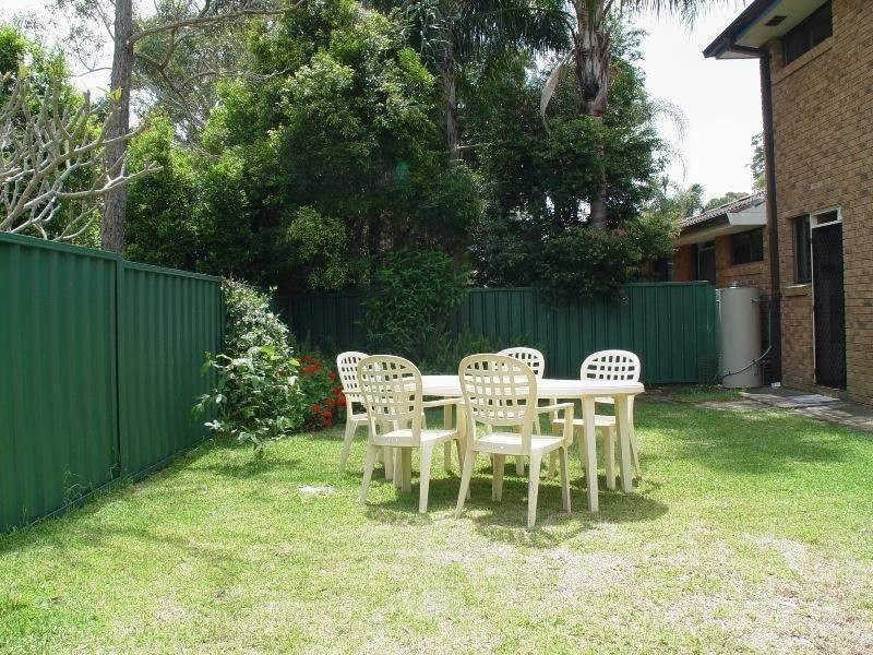 2 / 5 West Close, Hawks Nest NSW 2324