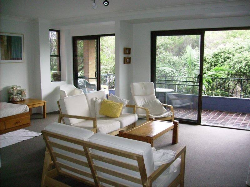 6 / 21 Beach Road, Hawks Nest NSW 2324