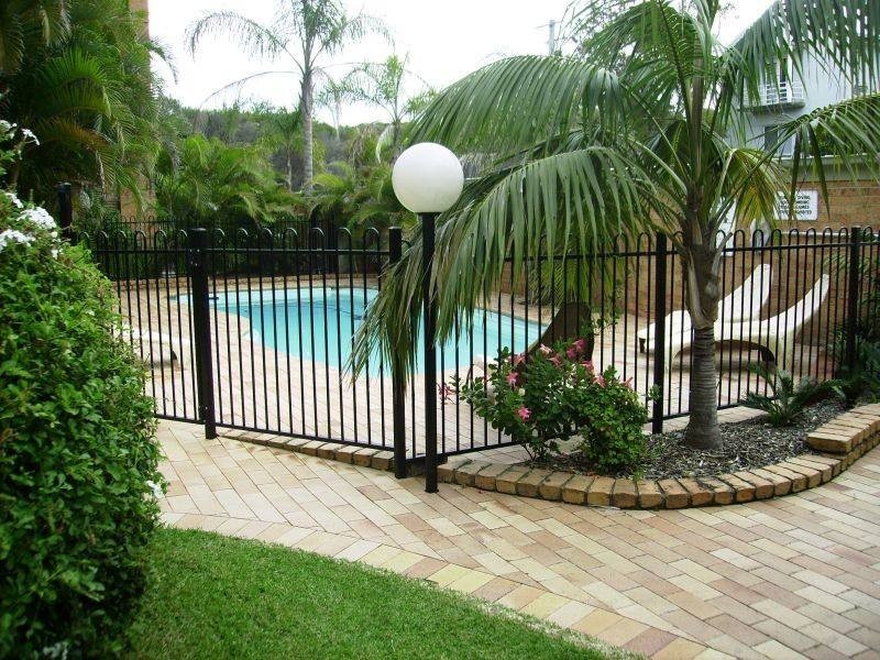 6 / 21 Beach Road, Hawks Nest NSW 2324