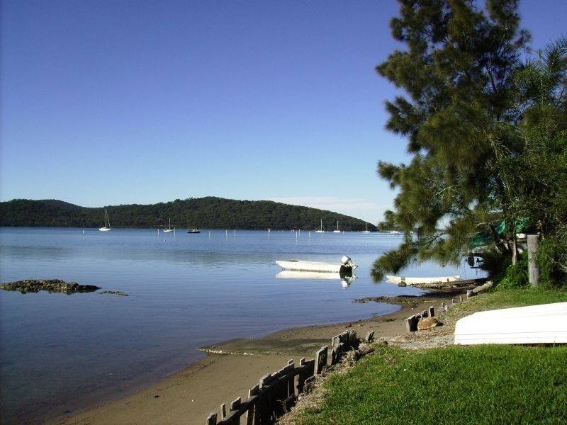 64 Eastslope Way, North Arm Cove NSW 2324