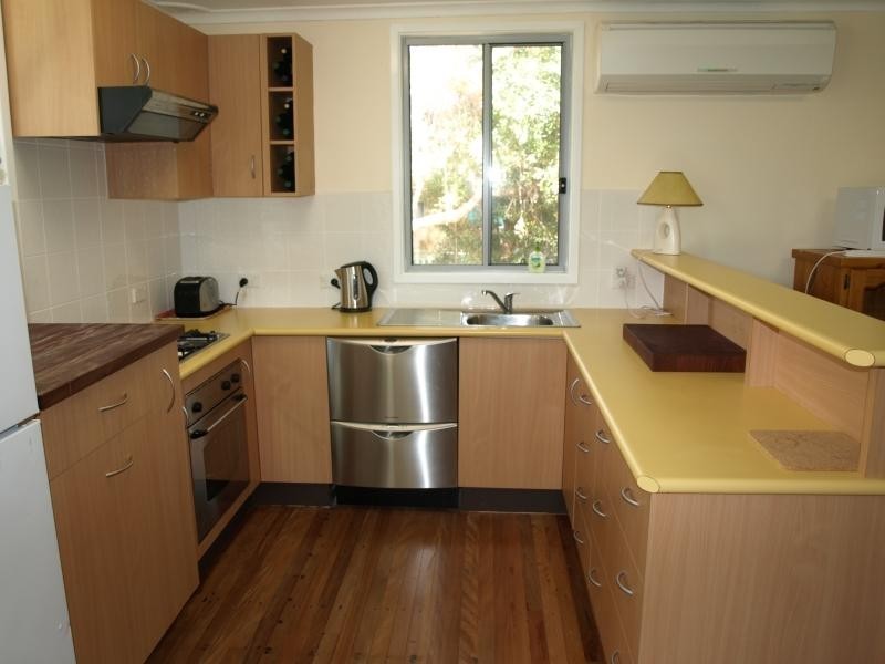 6 Eagle Avenue, Hawks Nest NSW 2324