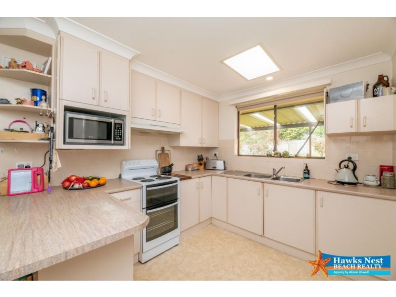 16 Boundary Street, Forster NSW 2428