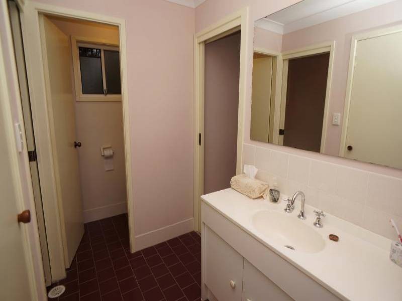 4 West Close, Hawks Nest NSW 2324