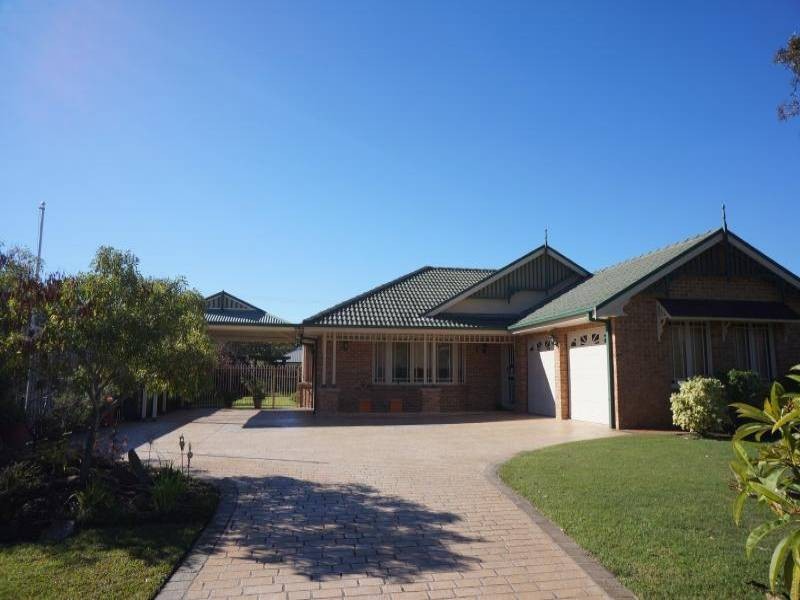 5 Coolabah Close, Tea Gardens NSW 2324