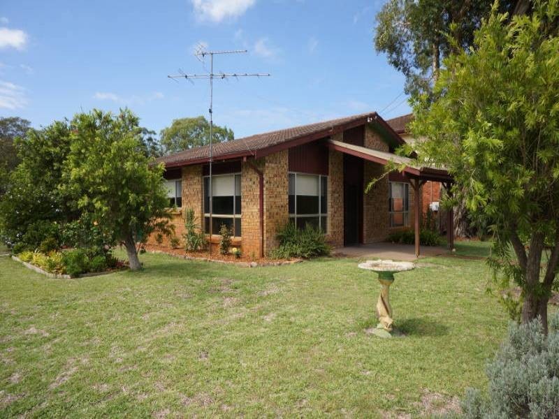 18 Muneela Avenue, Hawks Nest NSW 2324