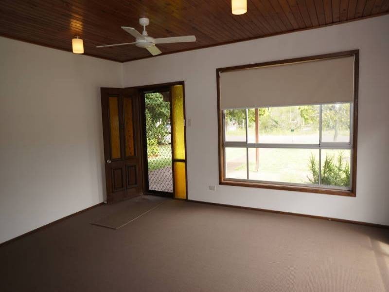 18 Muneela Avenue, Hawks Nest NSW 2324