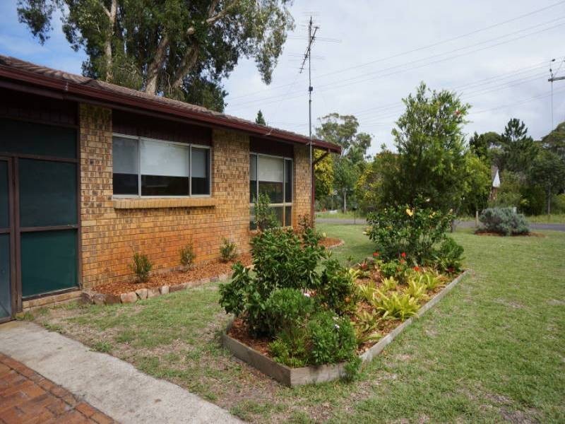 18 Muneela Avenue, Hawks Nest NSW 2324