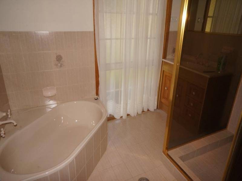 1 Carinya Close, Hawks Nest NSW 2324