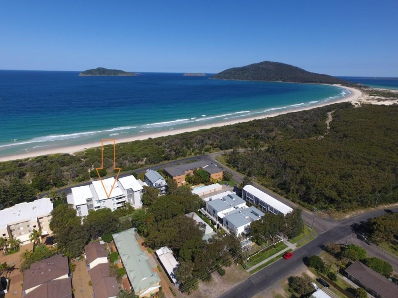 13/13-17 Beach Road, Hawks Nest NSW 2324