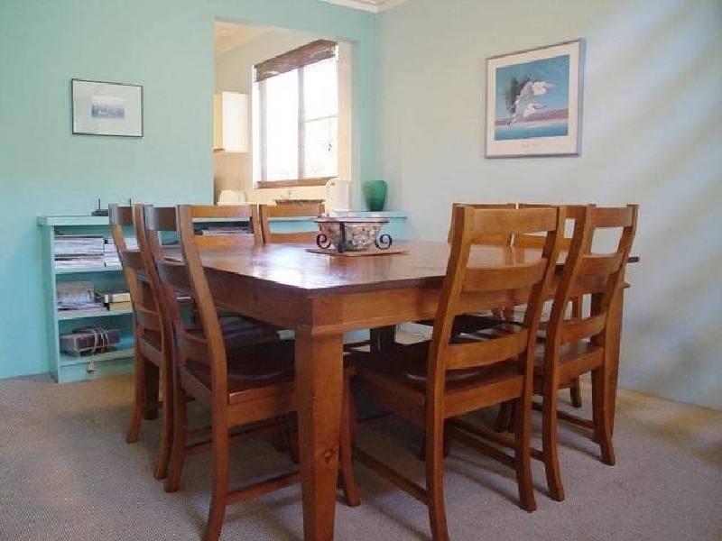2 / 7 Russell Street, Hawks Nest NSW 2324