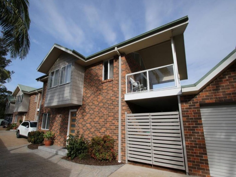 2/8 Langi Street, Hawks Nest NSW 2324