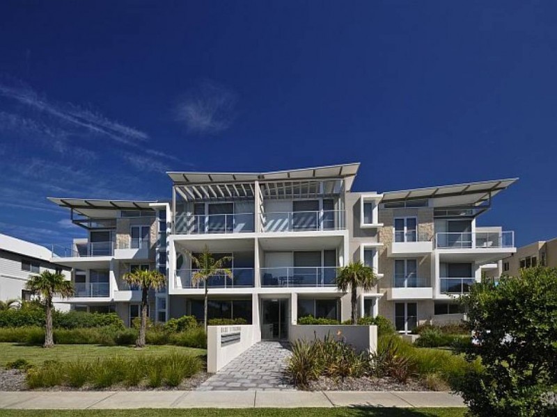 12/13-15 Beach Road, Hawks Nest NSW 2324