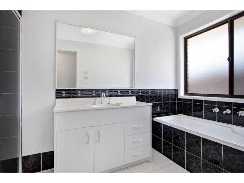 12 Admiralty Avenue, Tea Gardens NSW 2324