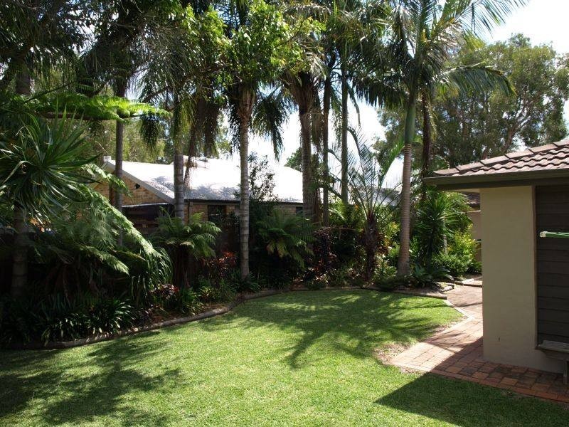 35 Albatross Avenue, Hawks Nest NSW 2324