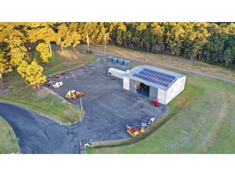 402 Pindimar Road, Tea Gardens NSW 2324