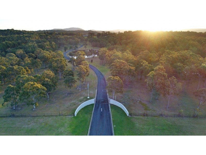 402 Pindimar Road, Tea Gardens NSW 2324