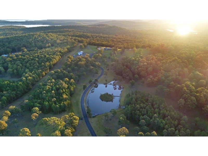 402 Pindimar Road, Tea Gardens NSW 2324