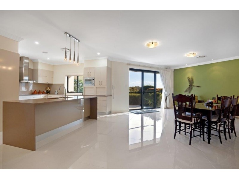 402 Pindimar Road, Tea Gardens NSW 2324