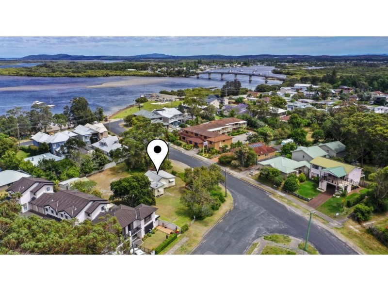 2 Booner Street, Hawks Nest NSW 2324