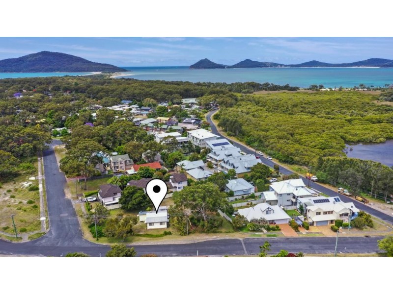 2 Booner Street, Hawks Nest NSW 2324