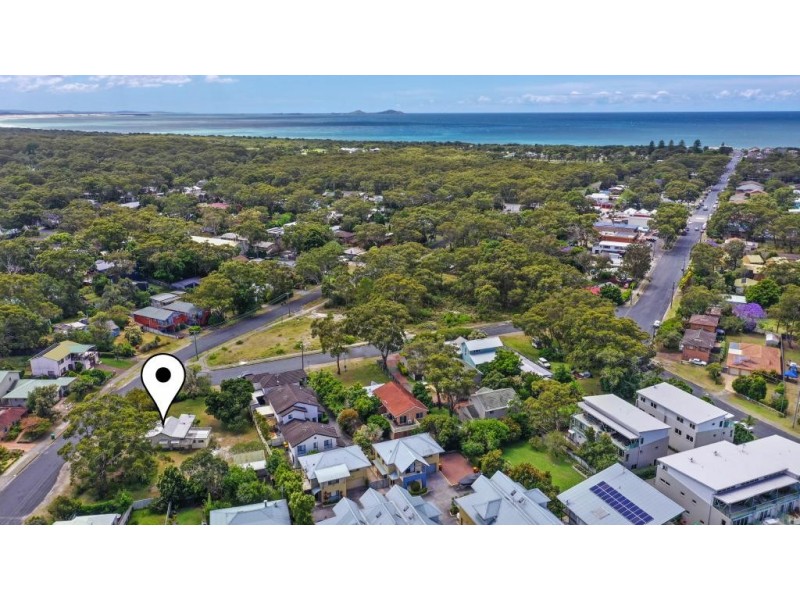 2 Booner Street, Hawks Nest NSW 2324
